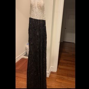 Black and white sequin Jovani gown size US 2